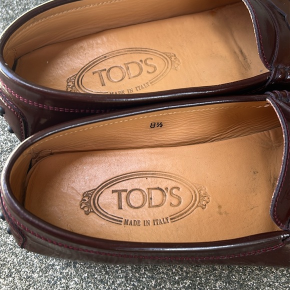 TOD 🖤TOD’S Patent leather loafers